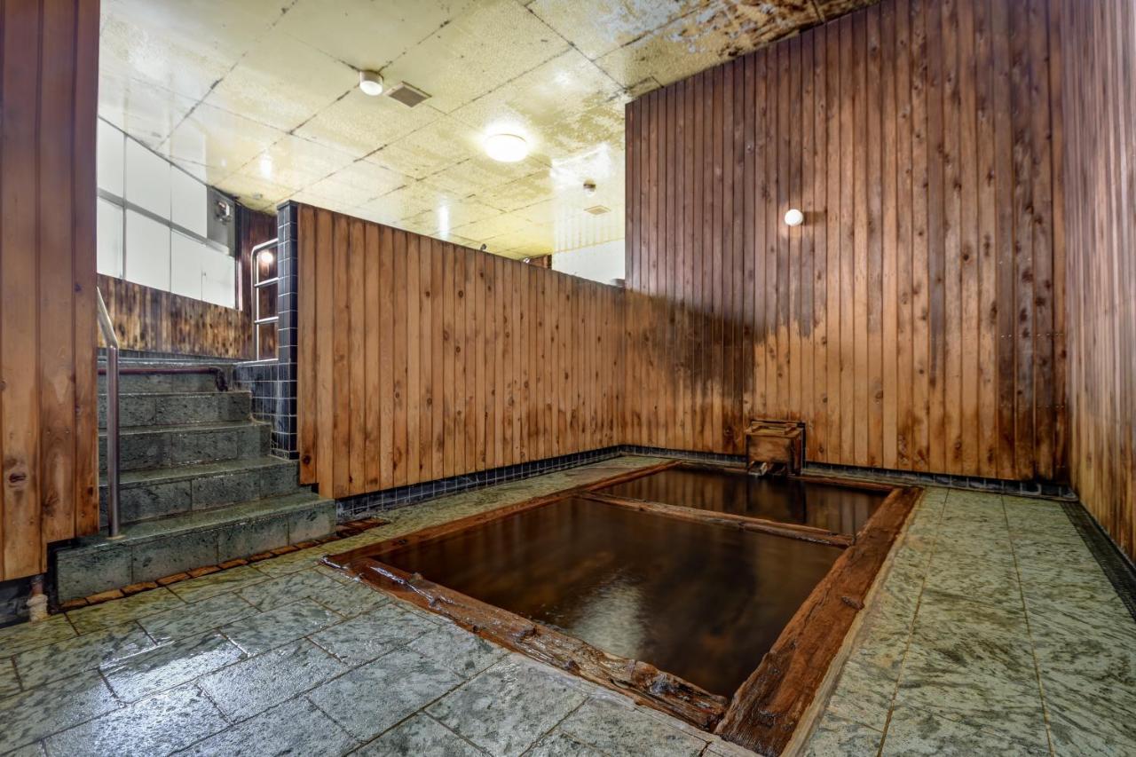 Готель Yanagi No Yu Аоморі Екстер'єр фото
