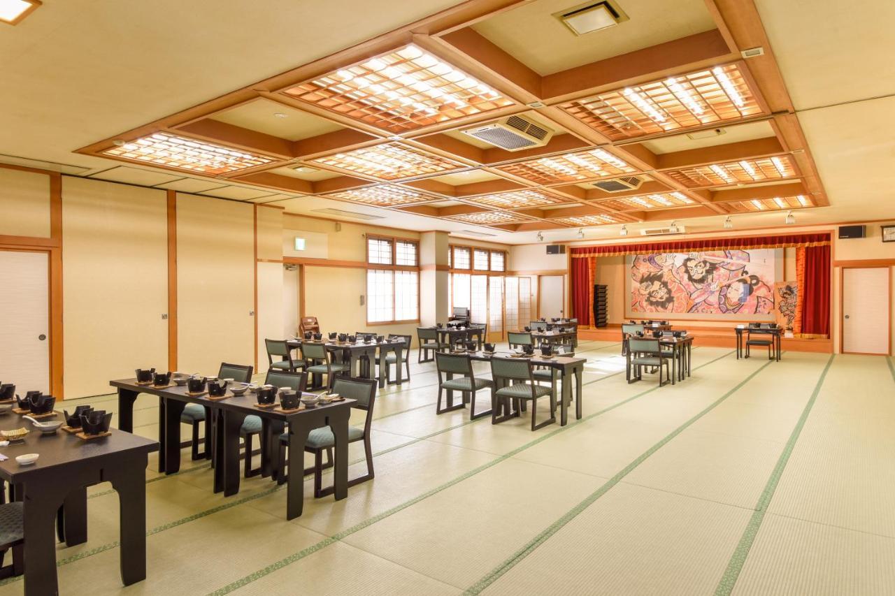 Готель Yanagi No Yu Аоморі Екстер'єр фото